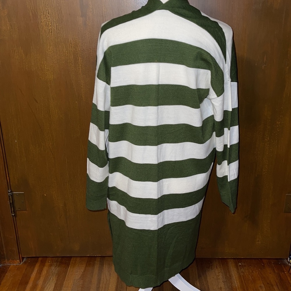 Women’s Long Cardigan Sweater - Perfect with Jeans! - Picture 2 of 2